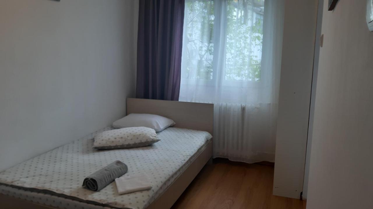 Alba Studio 106 Bukares Bagian luar foto